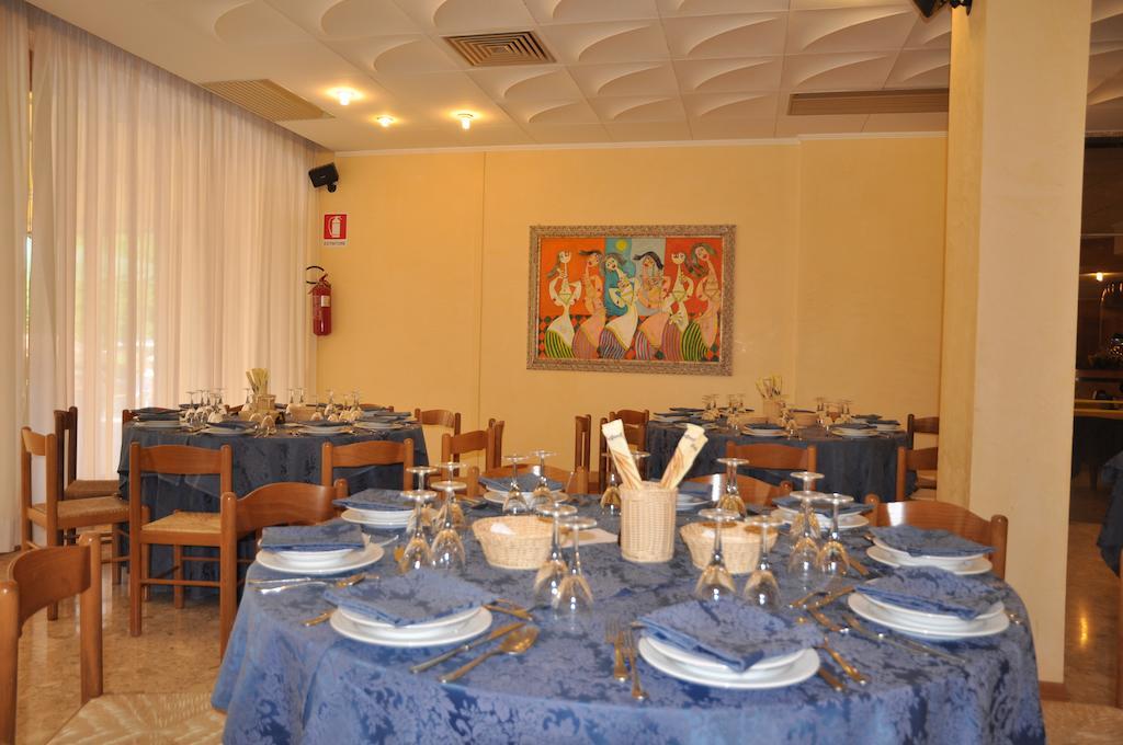 Hotel Terme Di San Vittore Дженга Екстериор снимка