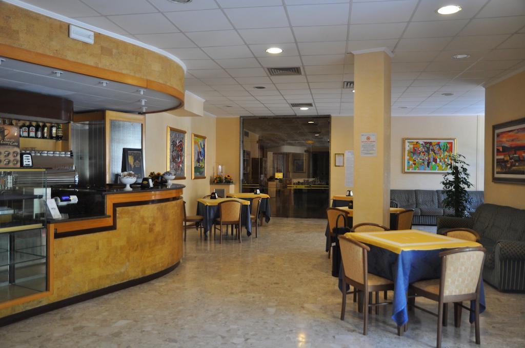 Hotel Terme Di San Vittore Дженга Екстериор снимка