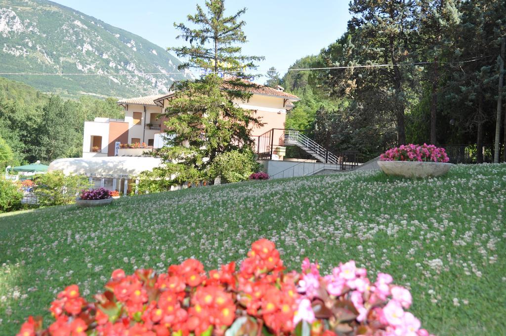 Hotel Terme Di San Vittore Дженга Екстериор снимка