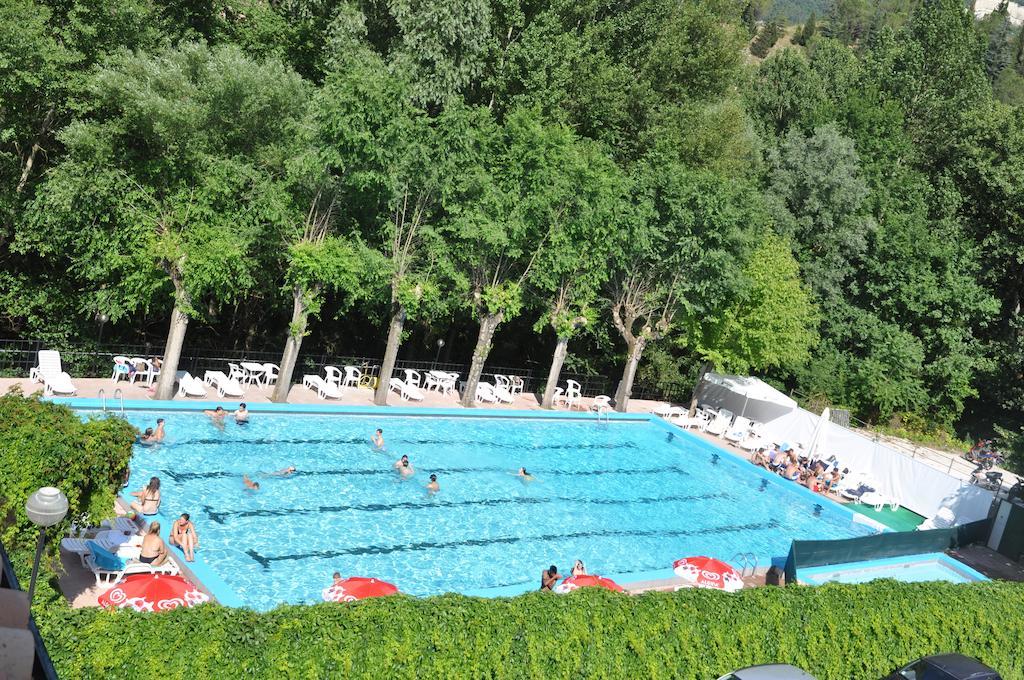 Hotel Terme Di San Vittore Дженга Екстериор снимка