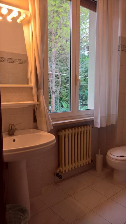 Hotel Terme Di San Vittore Дженга Екстериор снимка